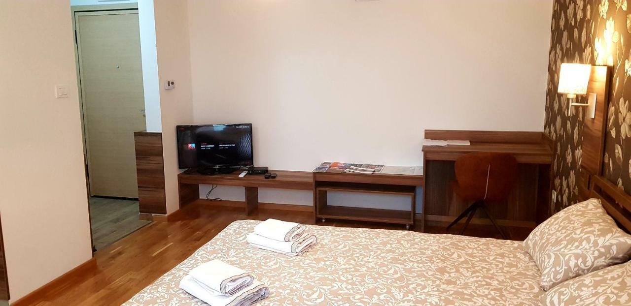 Uki-Modern Apartment With Parking Novi Sad Eksteriør bilde